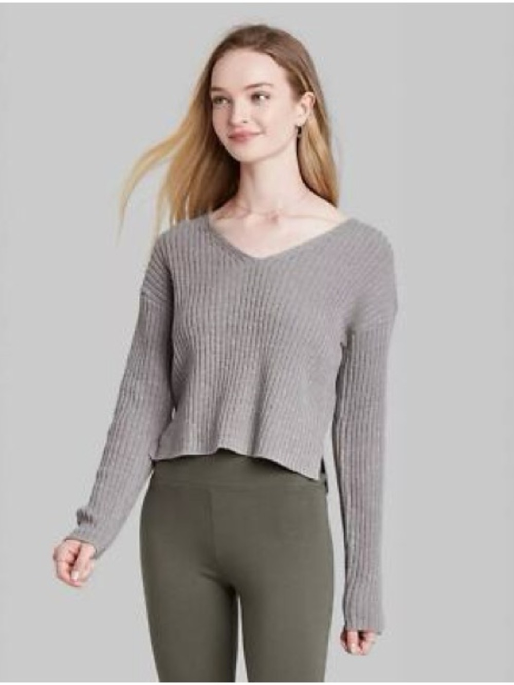 2 Wild Fable Gray Ribbed Knit V-Neck Cropped Sweater Pullovers Gray and Tan